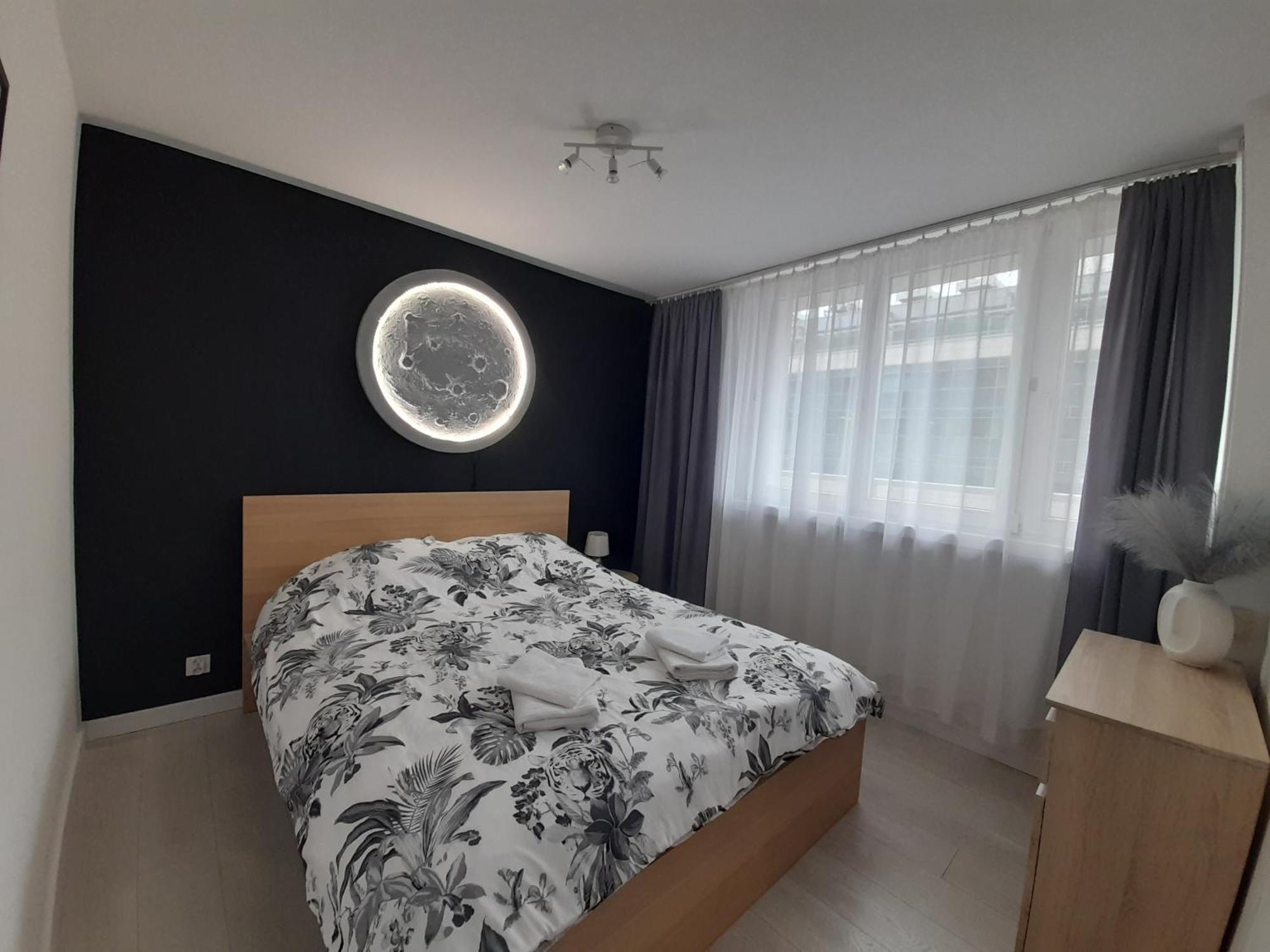 Apartament Superjednostka カトヴィツェ エクステリア 写真